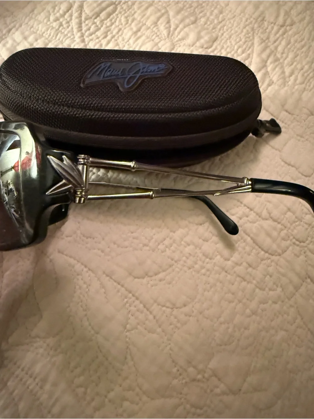 Maui Jim women’s  Black Polarized Sunglasses